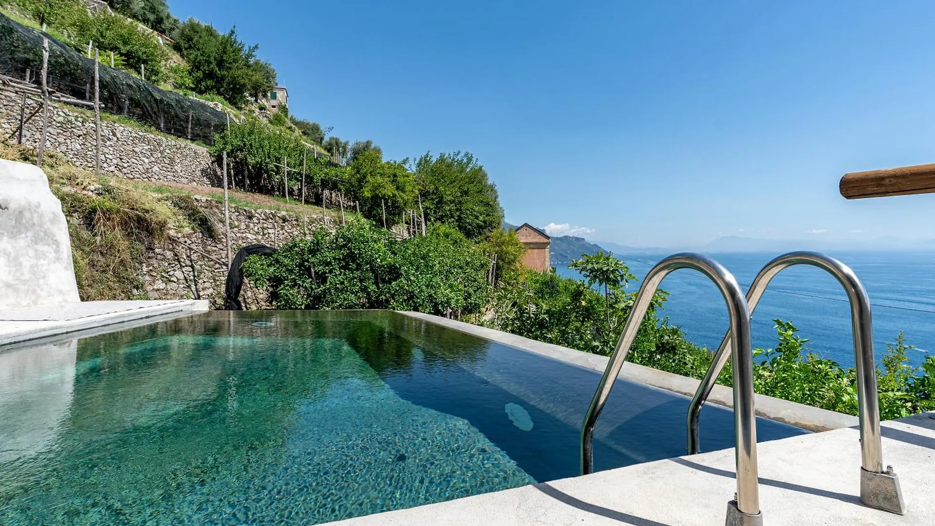 Villa Orleans Amalfi 3*,