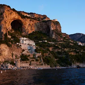 Отель Borgo Santandrea, Амальфи