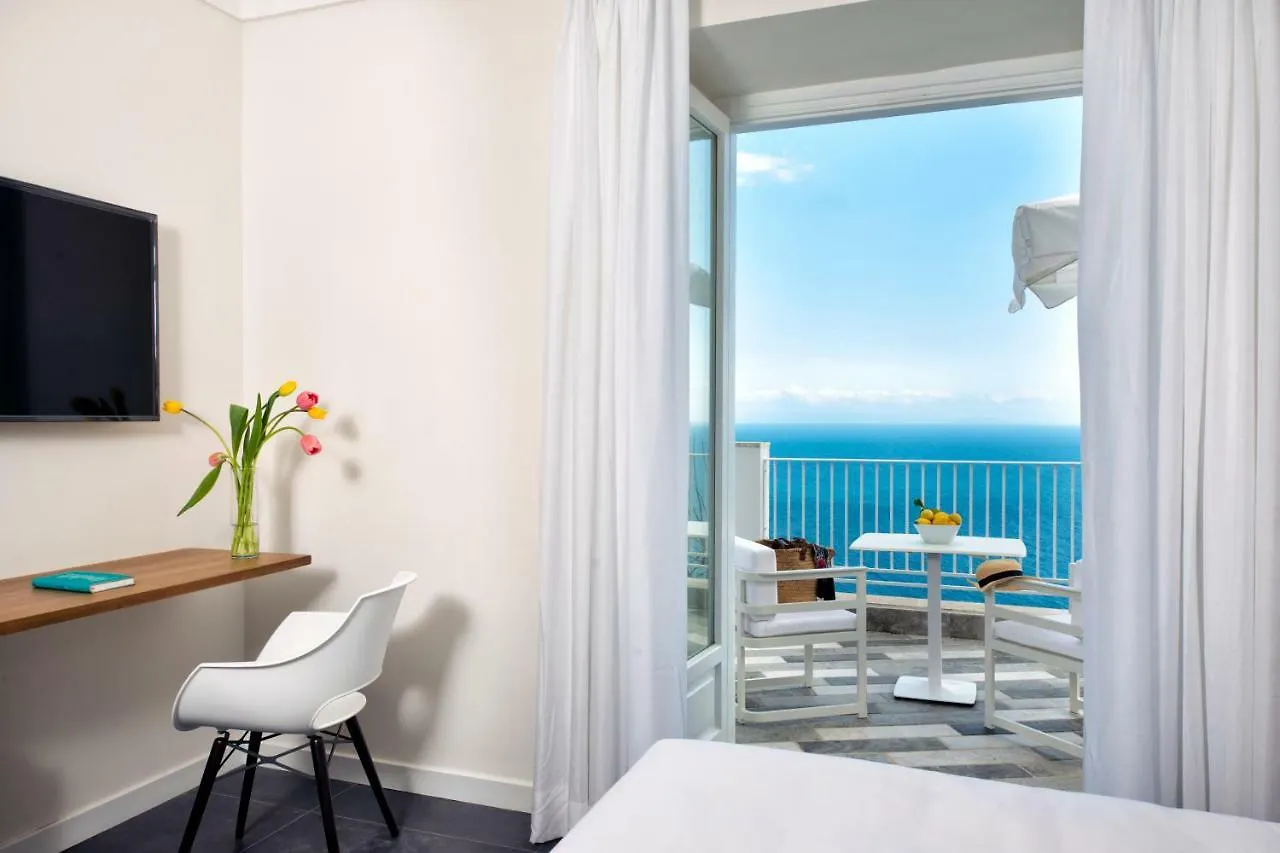 Villa Orleans Амальфи Гостевой дом