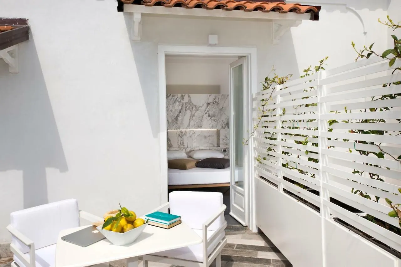 Villa Orleans Amalfi 3*,  Italy